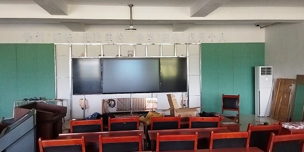 智慧纳米教学黑板-摩登7专注商显12年，厂家直供