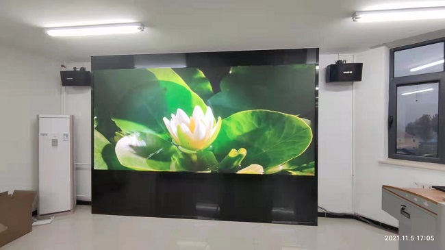 摩登7P1.25小间距LED显示屏113