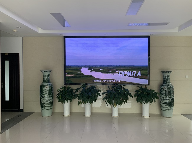 摩登7粮食所室内全彩LED3